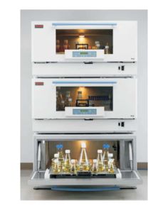 Thermo Scientific MaxQ SHKE8000-1CE MaxQ 8000 Incubated Stackable Shaker 230V