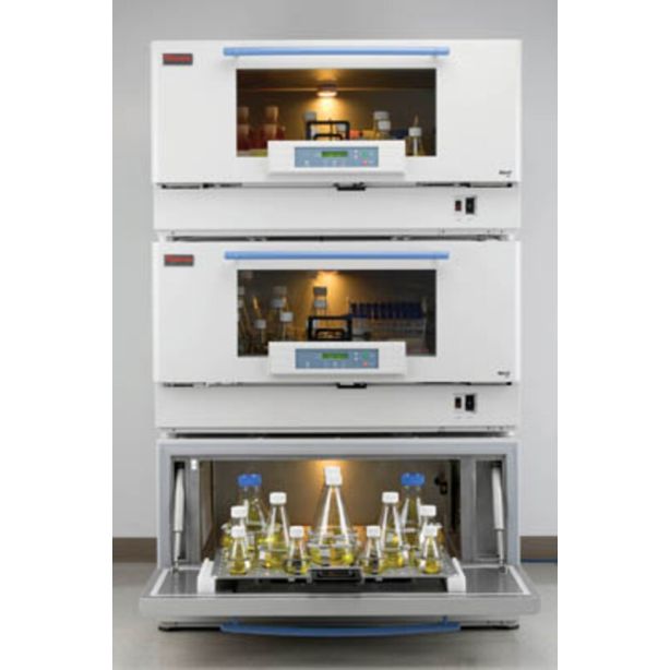 MaxQ™ 8000 Incubated/Refrigerated Stackable Shakers