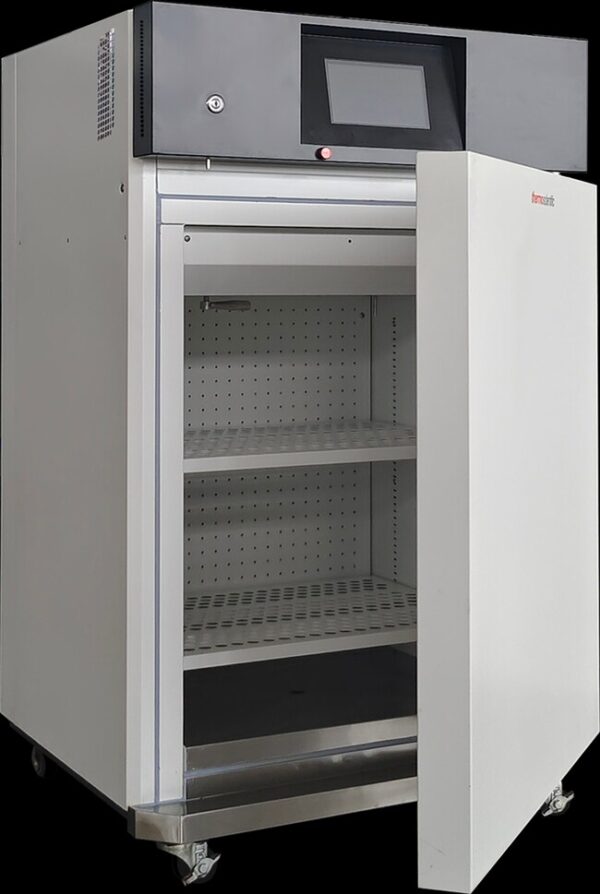 Refrigerated Incubator