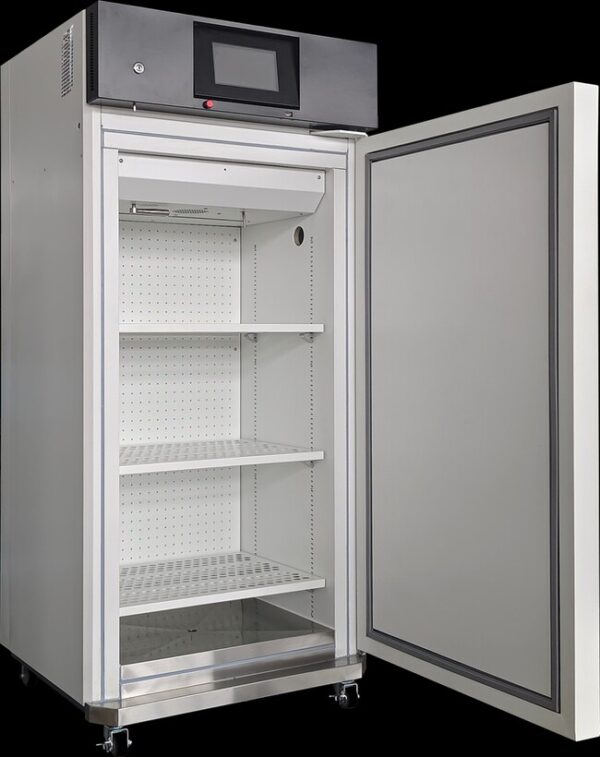 Refrigerated Incubator
